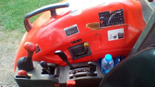 ขายรถไถ kubota m.70 รถปี 55