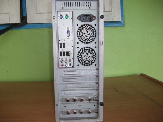 ขายคอมแยก 8 ราย  ราคา 2800  บาท