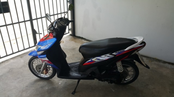 ขาย Honda Click 110 จดทะเบียนปี 50 สตาร์ทไฟฟ้า สภาพดี ขี่สบาย