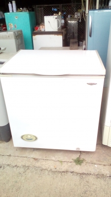 ขายตู้แช่แข็ง ยี่ห้อ singer (5.2Q) ขนาดบรรจุ 146 ลิตร ขนาดตู้ 720x560x845 มม. ขายตู้แช่แข็ง ยี่ห้อ singer (5.2Q) ขนาดบรรจุ 146 ลิตร ขนาดตู้ 720x560x845 มม.