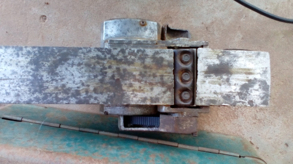 กบไฟฟ้า MAKITA 1600 3 นิ้ว 750 W ของแท้