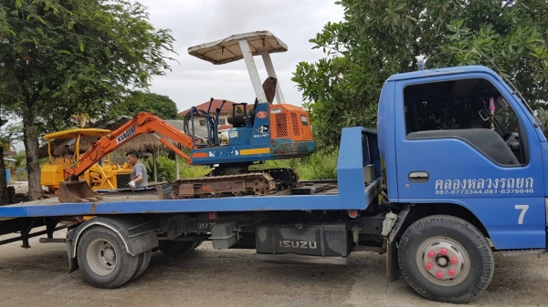 ขายด่วนรถแบคโฮKUBOTAคูโบต้าKH31ครื่องดีปั่มแรงรถนอกเพิ่งนำเข้ามาใหม่ยังไม่เคยใช้งานในเมืองไทยเลย