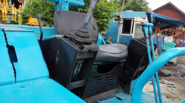 ขายรถแบคโคเล็ก SK042 มีลายแย็ก ใบดัน ช่วงล่างดี โซ่ แท็ค สภาพดี เอวแน่น ทำงานเร็ว พร้อมใช้งาน ราคา280,000 สนใจโทร 090-8588220คุณนะ 093-3258446คุณบิว หรือเข้าดูสินค้าอื่นๆได้ที่ www.narong2truck.com หรือ www.truck.in.th/498 หรือเพจFacebook ณรงค์ ซื้อขายรถม