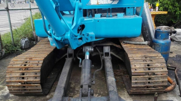 ขายรถแบคโคเล็ก SK042 มีลายแย็ก ใบดัน ช่วงล่างดี โซ่ แท็ค สภาพดี เอวแน่น ทำงานเร็ว พร้อมใช้งาน ราคา280,000 สนใจโทร 090-8588220คุณนะ 093-3258446คุณบิว หรือเข้าดูสินค้าอื่นๆได้ที่ www.narong2truck.com หรือ www.truck.in.th/498 หรือเพจFacebook ณรงค์ ซื้อขายรถม