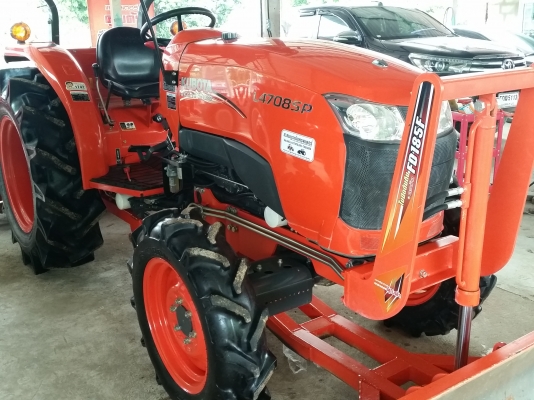 KUBOTA  L 4708 SP (4WD)  2 เพลา   สภาพใหม่สวยๆ   ชั่วโมงใช้   งานน้อย  สีเดิมทั้งคัน  พร้อมชุดใบมีดดันหน้า  โรตารี