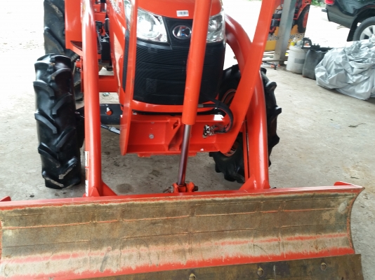 ขายรถไถคูโบต้า  KUBOTA   L 3608SP พร้อมชุดใบมีดดันหน้าคานบน ผาน 5X22