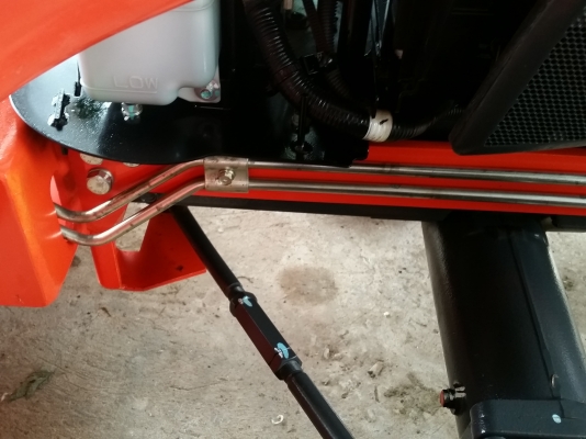 ขายรถไถคูโบต้า  KUBOTA   L 3608SP พร้อมชุดใบมีดดันหน้าคานบน ผาน 5X22