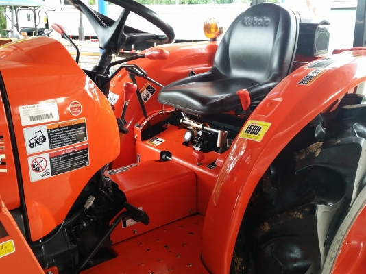 ขายรถไถคูโบต้า  KUBOTA   L 3608SP พร้อมชุดใบมีดดันหน้าคานบน ผาน 5X22