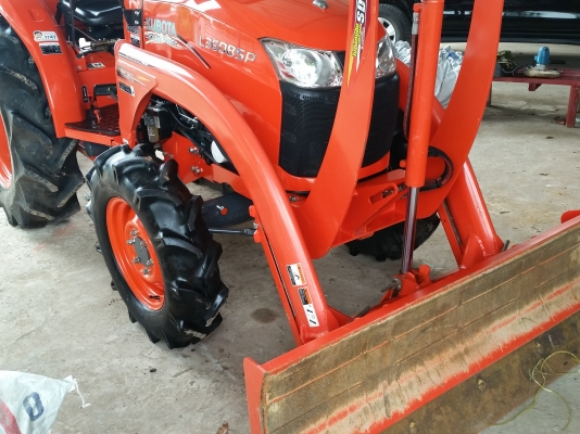 ขายรถไถคูโบต้า  KUBOTA   L 3608SP พร้อมชุดใบมีดดันหน้าคานบน ผาน 5X22