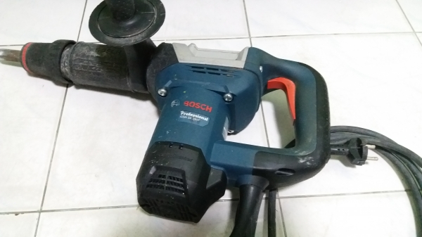 เครื่องสกัดคอนกรีตไฟฟ้า บ๊อช สภาพดีพร้อมใช้งานครับพร้อมก เครื่องสกัดคอนกรีตไฟฟ้า บ๊อช สภาพดีพร้อมใช้งานครับพร้อมก