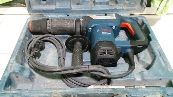 เครื่องสกัดคอนกรีตไฟฟ้า บ๊อช สภาพดีพร้อมใช้งานครับพร้อมก เครื่องสกัดคอนกรีตไฟฟ้า บ๊อช สภาพดีพร้อมใช้งานครับพร้อมก