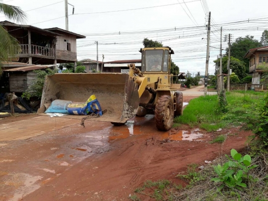 ขายรถตักล้อยาง CAT 916 เอกสารเล่มทะเบียน ราคา 675000