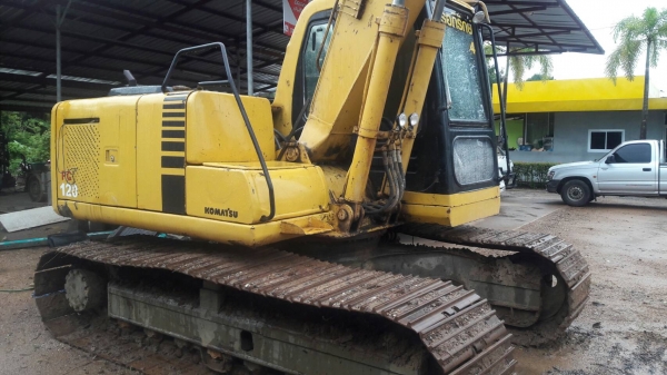 ขายรถแบคโฮ KOMATSU PC120-6 เอกสารเล่มทะเบียน ระบบไฟเต็ม ราคา 750000