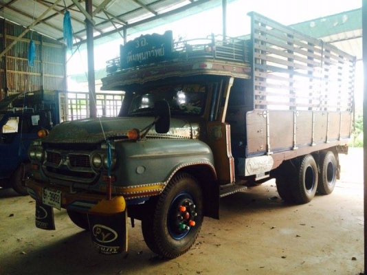 ขาย10ล้อ หัวยาว เครื่อง 175 แรงม้า เพลาเดียว พ.เพาเวอร์ ช่วงล่างดี สภาพพร้อมใช้งาน ทะเบียนพร้อมโอน