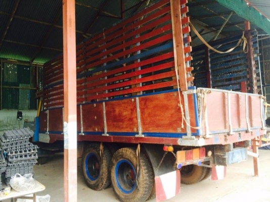 ขาย10ล้อ หัวยาว เครื่อง 175 แรงม้า เพลาเดียว พ.เพาเวอร์ ช่วงล่างดี สภาพพร้อมใช้งาน ทะเบียนพร้อมโอน