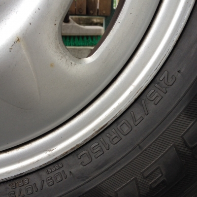 ขายกะทะเหล็ก นาวาร่า ขอบ15 พร้อมยาง 215 70 15 ปี13