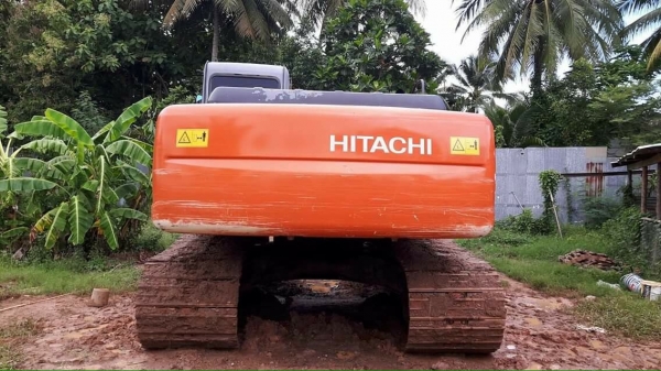 ขาย!! >>> Hitachi Zx200 รุ่น1 <<< สวยเดิม พร้อมใช้งาน ราคา 1,500,000 บาท