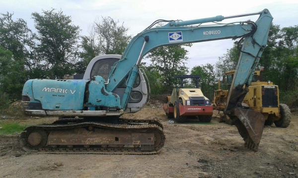 รถแบคโฮ KOBELCO SK120 M5 ราคา 800,000 บาท