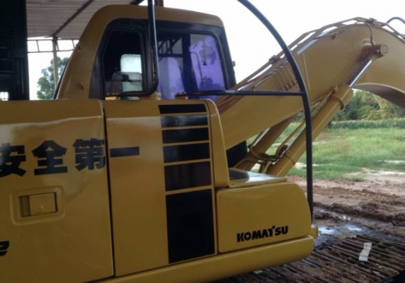 ขาย!! >>> Komatsu Pc120 รุ่น 6 <<< จอ+กล่องหาย เอกสารเล่มทะเบียน ราคา 850,000 บาท(ต่อรอง)
