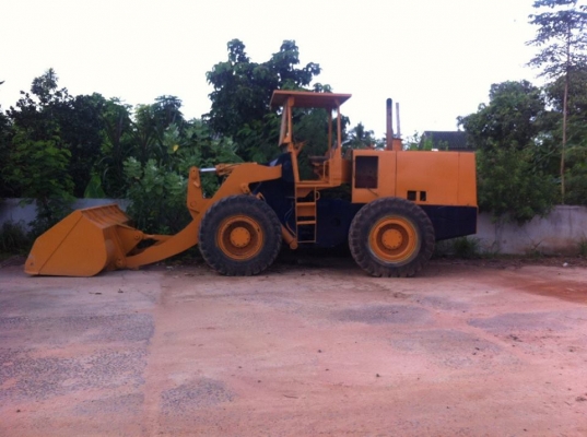 ขายรถตักล้อยาง รถสวยสภาพดีมาก พร้อมใช้งาน รถบ้านตอนนี้ใช้งานอยู่ครับ ราคา490,000 สนใจโทร 090-8588220คุณนะ 093-3258446คุณบิว หรือเข้าดูสินค้าอื่นๆได้ที่ www.narong2truck.com หรือ www.truck.in.th/498 หรือเพจFacebook ณรงค์ ซื้อขายรถมือสอง (เว็บไซต์ส่วนตัว) ห