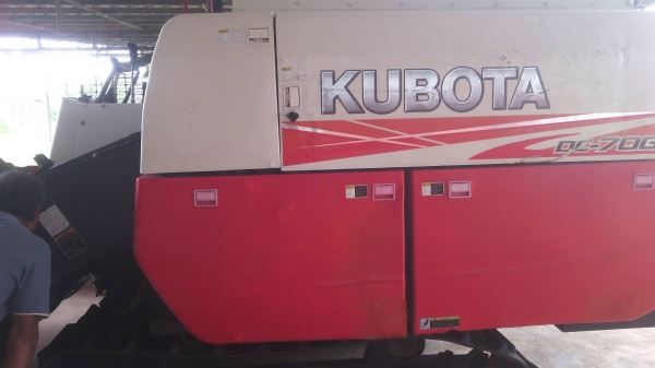 DC 70 G ปี 2557 พร้อมทำงาน + มีเทลอร์ ช.ม 900 นิดฯ ต้องการขาย ราคา เบาฯ 650000 0986683479 - 0991751349 สิทธิ DC 70 G ปี 2557 พร้อมทำงาน + มีเทลอร์ ช.ม 900 นิดฯ ต้องการขาย ราคา เบาฯ 650000 0986683479 - 0991751349 สิทธิ