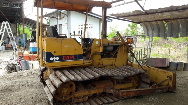 ขายรถดันดิน ยี่ห้อ KOMATSU D20PL  ราคา 450,000 บาท