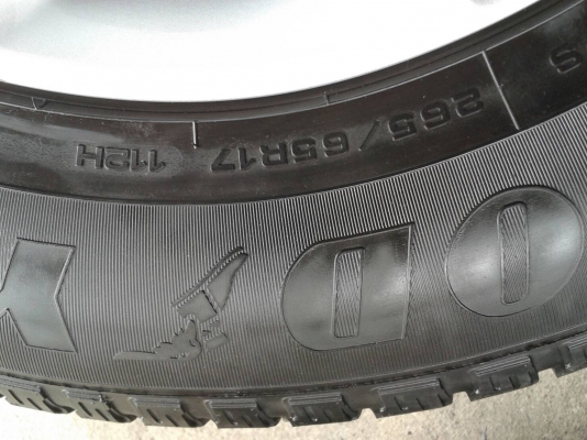 ฟอด ขอบ17นิ้ว6รู พร้อมยาง สวยๆ 4 ล้อ ราคา 5500 บาท ฟอด ขอบ17นิ้ว6รู พร้อมยาง สวยๆ 4 ล้อ ราคา 5500 บาท