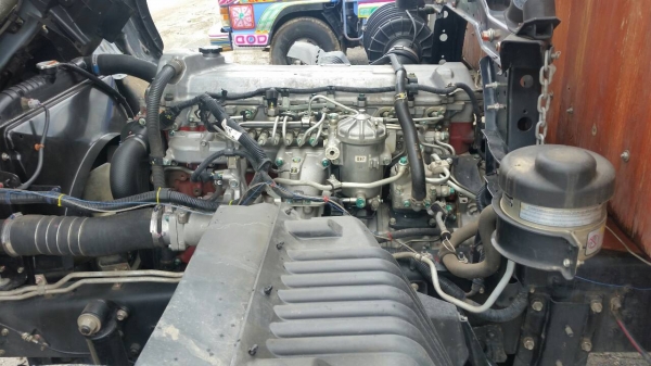 นาทีทองสำหรับท่านที่มีเงินน้อย...ขายคะ HINO 212FG 8 J แรง ปี 56 ยาว 6.50  ในราคา 1,380,000 บาท..รถสวยพร้อมใช้ 120,000 บาทออกรถได้เลย..ด่วน. สนใจทักมา ไอดีไลท์ ploymat555