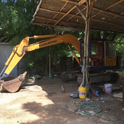 KOMATSU PC60 KOMATSU PC60