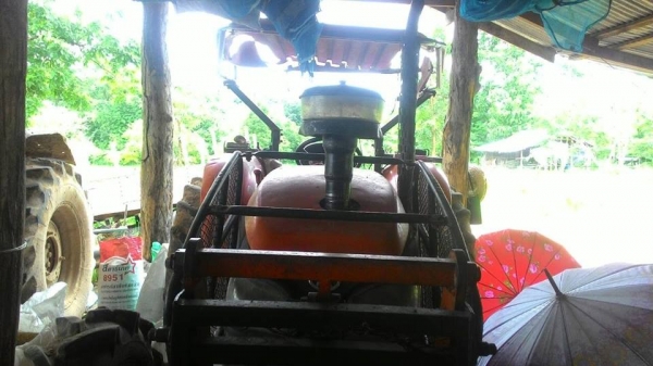 ขายรถไถ KUBOTA M7040 อุปกรณ์ ดันหน้า ผานหลัง รถบ้านใช้งานอยู่ สภาพพร้อมใช้งาน เอกสารเล่มทะเบียนพร้อมโอน ราคา360,000 สนใจโทร 090-8588220คุณนะ 093-3258446คุณบิว หรือเข้าดูสินค้าอื่นๆได้ที่ www.narong2truck.com หรือ www.truck.in.th/498 หรือเพจFacebook ณรงค์ ขายรถไถ KUBOTA M7040 อุปกรณ์ ดันหน้า ผานหลัง รถบ้านใช้งานอยู่ สภาพพร้อมใช้งาน เอกสารเล่มทะเบียนพร้อมโอน ราคา360,000 สนใจโทร 090-8588220คุณนะ 093-3258446คุณบิว หรือเข้าดูสินค้าอื่นๆได้ที่ www.narong2truck.com หรือ www.truck.in.th/498 หรือเพจFacebook ณรงค์