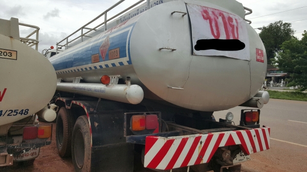 ขาย รถบรรทุกน้ำมันขนาดถัง 12,000 ลิตร HINO FM226 เพลาเดียว ใส่เครื่อง HO7D 195 แรงม้า (ยังไม่ลงเล่มไม่มีใบคุมเครื่อง) คัสซีสวยตลอดเส้น ทะเบียนเต็ม
