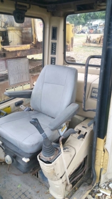 ขายหัวเก๋งรถแมคโคCAT-320 มีสองหัวแล้วแต่จะเลือก ราคาต่างกันนิดหน่อย สภาพตามรูปครับ