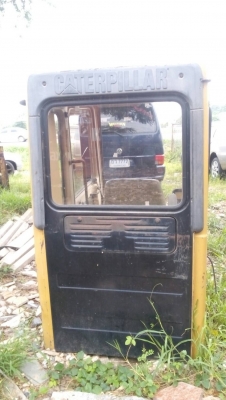 ขายหัวเก๋งรถแมคโคCAT-320 มีสองหัวแล้วแต่จะเลือก ราคาต่างกันนิดหน่อย สภาพตามรูปครับ