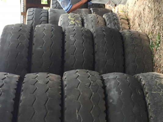 ขายยางรถเครน