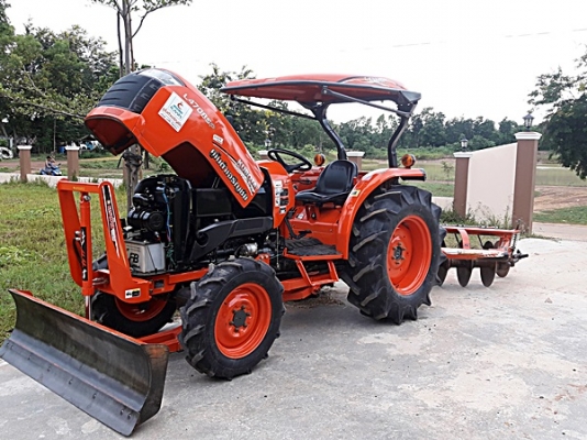 L4708SP  สวยมาก ไมล์ 404 แท้ ๆ  อุปกรณ์ 3 ชิ้น ผาน 6  โล  ดัน