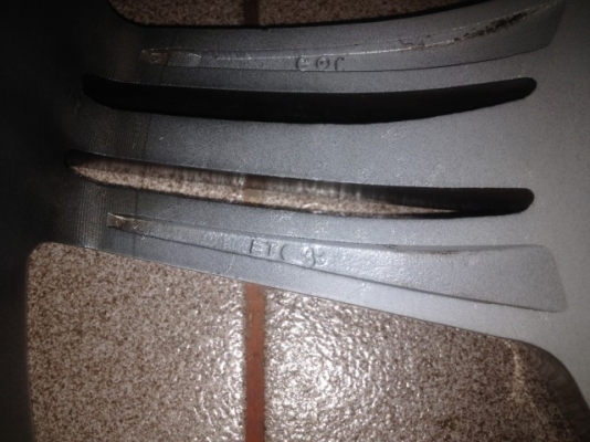 ล้อ AMG 18หน้า8ครึ่งอ๊อฟ32หลัง9ครึ่งอ๊อฟ35 สีเดิมๆเก่าญี่ปุ่นเเท้สภาพสวยตามรูป