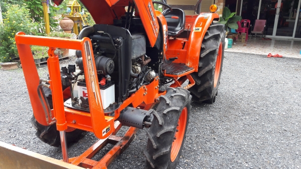 ขายรถไถL4708ใบมีดผาล4พร้อมใช้ครับ ขายรถไถL4708ใบมีดผาล4พร้อมใช้ครับ