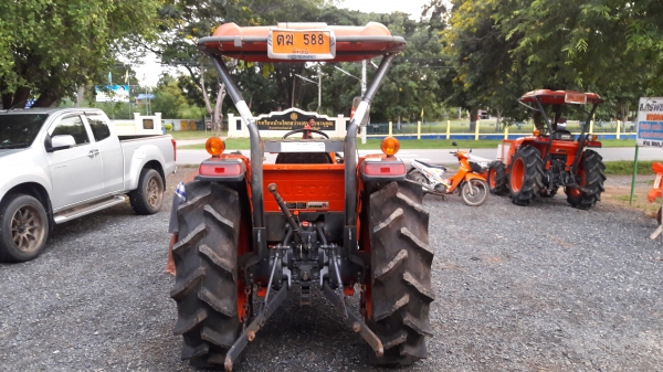 ขายรถไถL4708ใบมีดผาล4พร้อมใช้ครับ ขายรถไถL4708ใบมีดผาล4พร้อมใช้ครับ