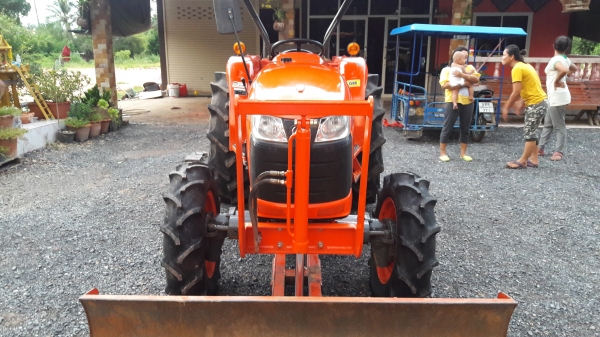 ขายรถไถL4708ใบมีดผาล4พร้อมใช้ครับ ขายรถไถL4708ใบมีดผาล4พร้อมใช้ครับ