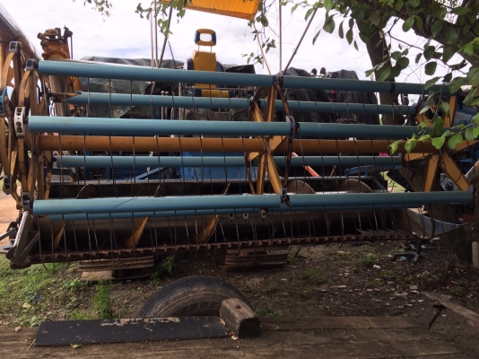 ขายรถเกี่ยวข้าวสวย