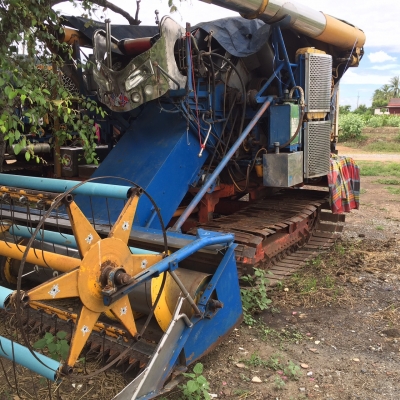 ขายรถเกี่ยวข้าวสวย