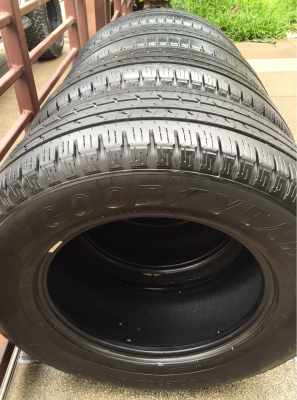 ยาง Goodyear 265 65 17 ปลายปี14 ดอกเยอะ พร้อมใช้งาน ราคาไม่แพง ยาง Goodyear 265 65 17 ปลายปี14 ดอกเยอะ พร้อมใช้งาน ราคาไม่แพง
