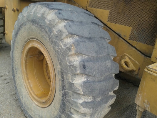 รถตัก CAT 950 F. สนใจติดต่อ 081 - 6079515
