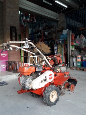 รถพรวนดินเดินตามเก่าญี่ปุ่น