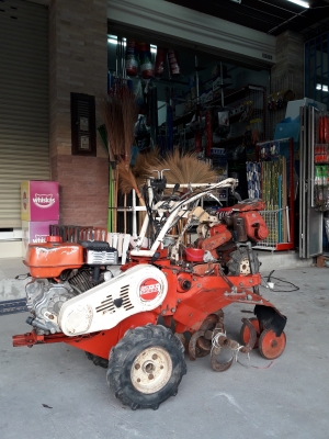 รถพรวนดินเดินตามเก่าญี่ปุ่น