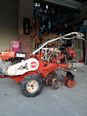 รถพรวนดินเดินตามเก่าญี่ปุ่น