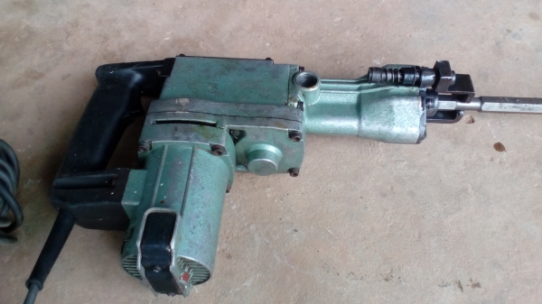 เครื่องสกัดคอนกรีต OKURA  รุ่น R-38E