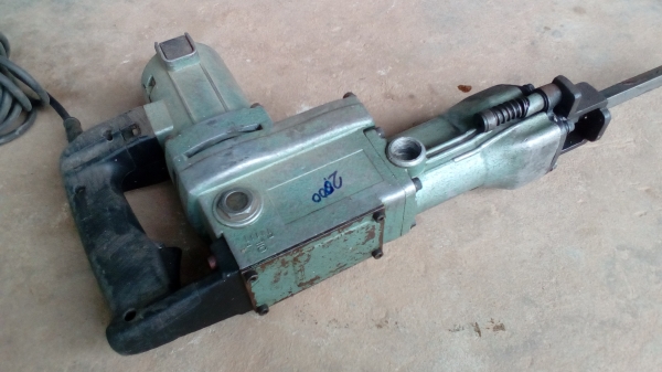 เครื่องสกัดคอนกรีต OKURA  รุ่น R-38E