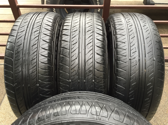 ยาง Dunlop 265 65 17 กลางปี14 พร้อมใช้งาน ราคาไม่แพง ยาง Dunlop 265 65 17 กลางปี14 พร้อมใช้งาน ราคาไม่แพง