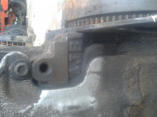 ขายเครื่อง อีซูซุ 4JB1  พร้อมเกียร มีเล่ม เครื่องพังขายตามสภาพ